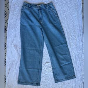 Madewell Light Blue Straight Leg Jeans